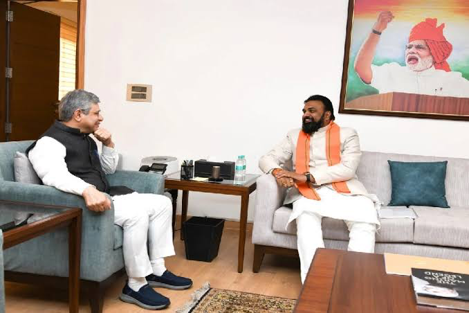 बिहार में रेलवे का धमाकेदार विकास: नई ट्रेनें और वर्ल्ड क्लास स्टेशन की सौगात |