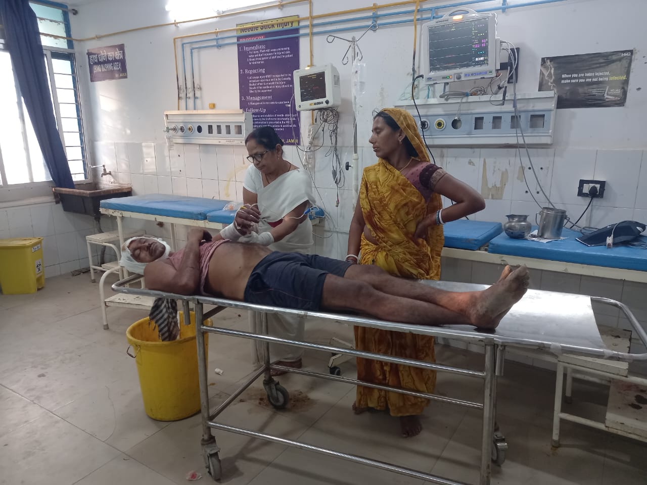 जमुई में शराब के नशे में धुत मनबढ़ों ने एक ही परिवार के 3 लोगों पर किया तलवार से हमला