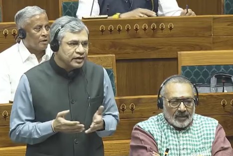 सोशल मीडिया पर अश्लील कंटेंट रोकने के लिए बने कानून, लोकसभा में बोले केंद्रीय मंत्री
