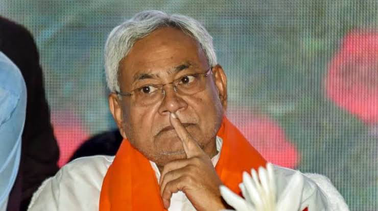 जदयू में संकट,वक्फ संशोधन विधेयक के समर्थन के बाद नेताओं ने छोड़ी पार्टी