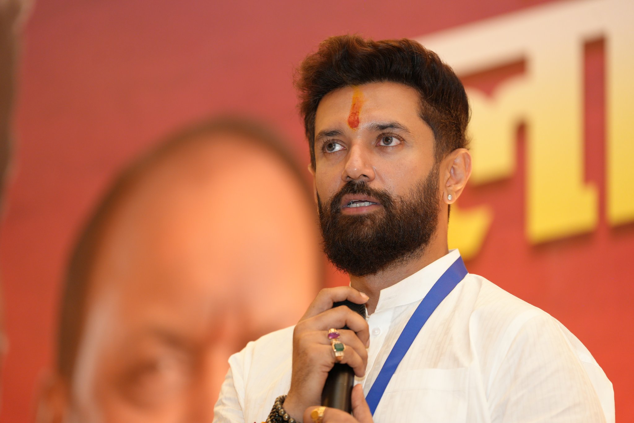 हेमंत सोरेन सरकार पर जनकर बरसे चिराग पासवान, कांग्रेस और राहुल गांधी पर भी बोला हमला