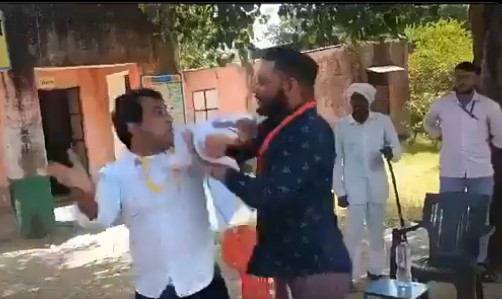 राजस्थान में निर्दलीय प्रत्याशी नरेश मीणा ने SDM को जड़ा थप्पड़, वीडियो वायरल