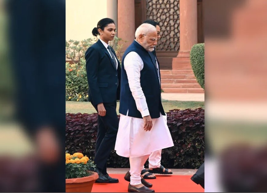 PM मोदी की सुरक्षा में तैनात नजर आई महिला SPG कमांडो, फोटो वायरल