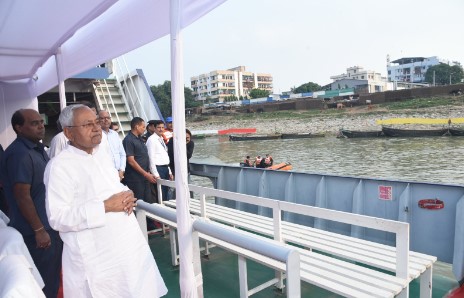 नीतीश कुमार ने किया छठ घाटों का निरीक्षण, कहा- सब कुछ बहुत अच्छा होगा