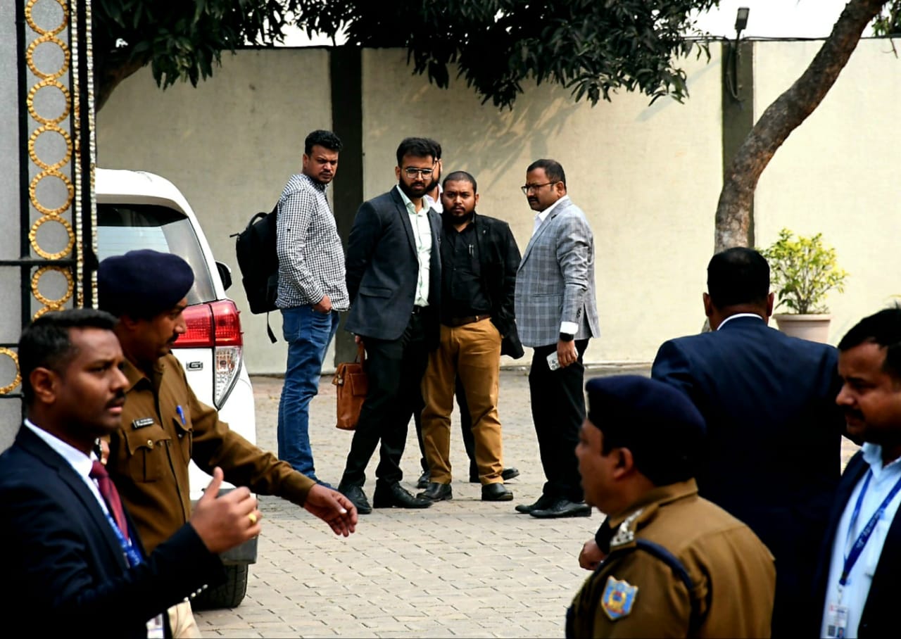 मनी लॉन्ड्रिंग मामले में हेमंत सोरेन से ईडी की पूछताछ, रांची में धारा 144 लागू