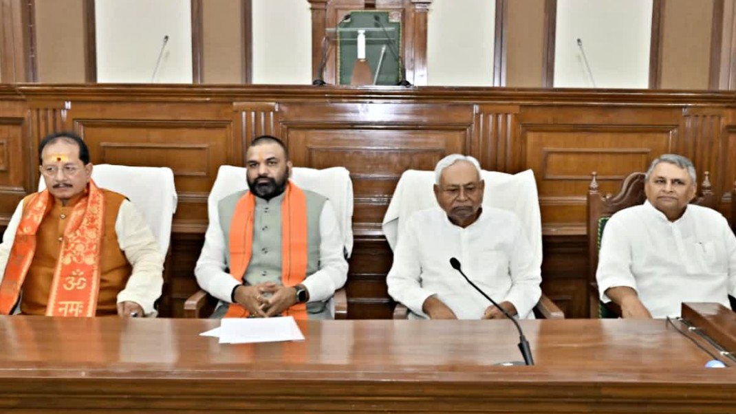 नीतीश कैबिनेट की बैठक खत्म; 38 एजेंडों पर लगी मुहर; सरकारी कर्मियों का महंगाई भत्ता 3% बढ़ा