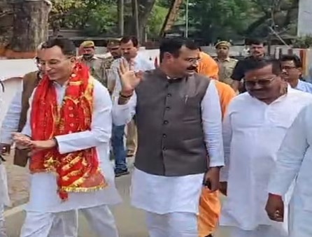 पहला चरण: यूपी में आठ लोकसभा सीटों के लिए कुल 155 प्रत्याशियों ने नामांकन किया