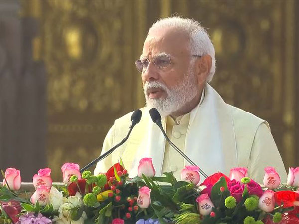 यूपी को पीएम मोदी ने दी 19 हजार करोड़ की सौगात, बोले- पहले की सरकारों ने राज्य के विकास को रोका