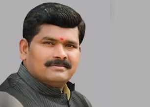 मोदी-मोदी नारे लगाने वाले छात्रों और युवाओं को थप्पड़ मारे जाने चाहिए, कर्नाटक के मंत्री का विवादित बयान