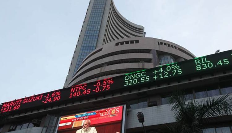 सेंसेक्स ने 560 अंकों की छलांग लगाई, निफ्टी 22,300 के पार पहुंचा