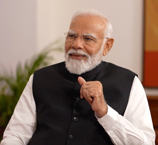 रायबरेली से चुनाव लड़ने पर पीएम मोदी का राहुल गांधी पर तंज, कहा- डरो मत, भागो मत