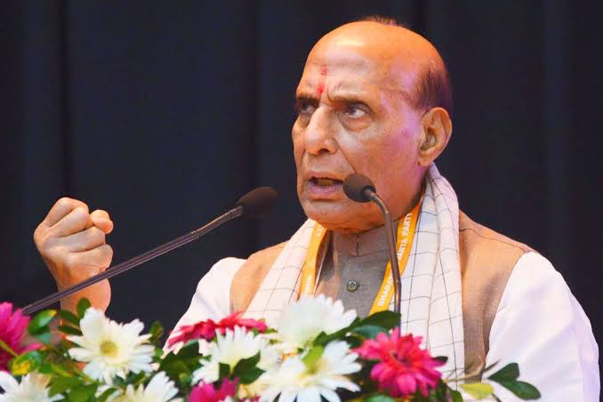 बिहार को जानबूझकर पिछड़ा रखा गया,पटना में राजनाथ सिंह ने लालू पर साधा निशाना