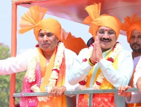 दिल्ली की सात लोस सीट के लिए नामांकन शुरू, पहले दिन 13 उम्मीदवारों ने दाखिल किया पर्चा