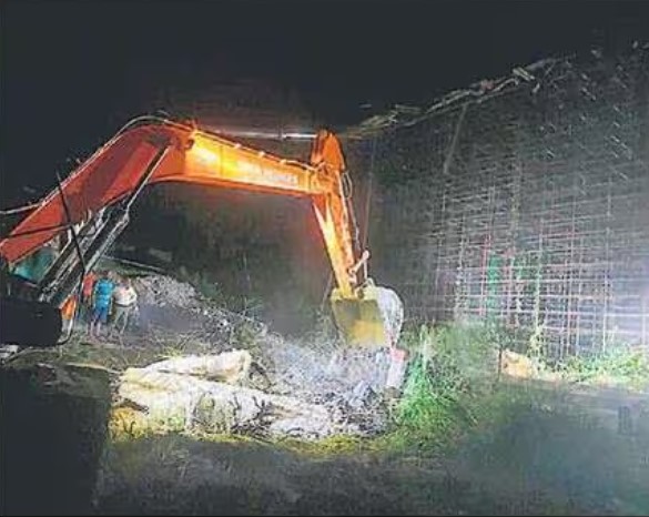 बिहार में नीतीश कुमार का ड्रीम प्रोजक्ट ध्वस्त, महासेतु पर पुल के दो पिलरों के बीच का स्पैन हुआ धराशायी