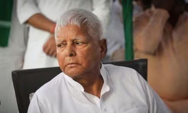 बीजेपी पर जमकर बरसे लालू यादव, योगी आदित्यनाथ को भी लिया आड़ हाथ; कहा-  उनका काम केवल घंटी बजाना है