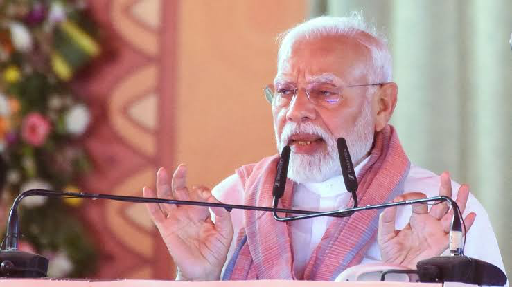 पीएम मोदी आज सिवान में: बिहार को मिलेगा 9,518 करोड़ रुपये की सौगात, वंदे भारत ट्रेन और कई परियोजनाओं का उद्घाटन