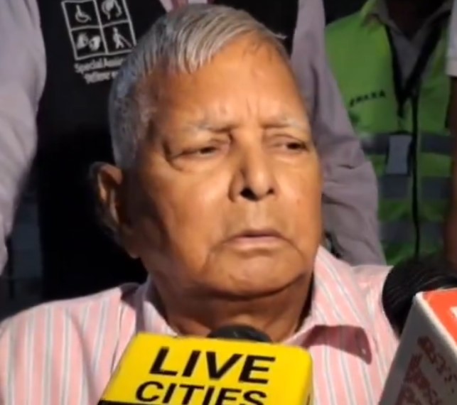 कैसे दंगा करा देगा? गिरिराज सिंह पर भड़के लालू यादव, नीतीश कुमार का भी लिया नाम