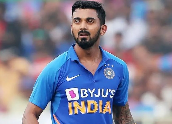 रिटेन होने की संभावना नहीं, क्या अंतिम दो मैच के लिए लखनऊ की कप्तानी छोड़ेंगे राहुल?