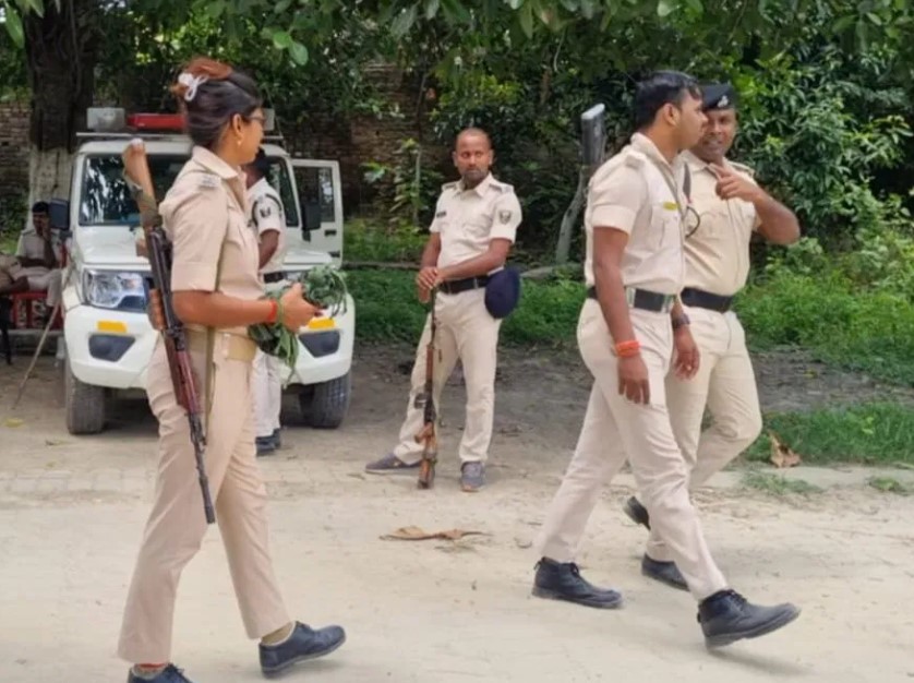 गया कोर्ट परिसर में ताबड़तोड़ फायरिंग, अपराधी फोटो खान को लगी गोली; पुलिसकर्मी भी घायल