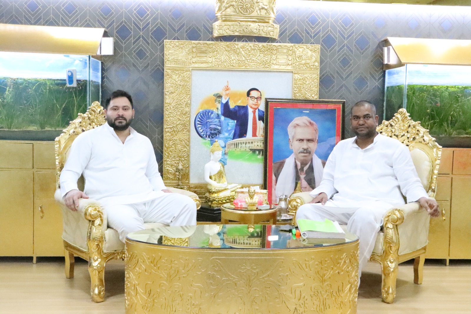 मुकेश सहनी ने मिले तेजस्वी यादव, नीतीश कुमार पर बोला हमला; कहा- मुख्यमंत्री से बिहार संभल नहीं रहा