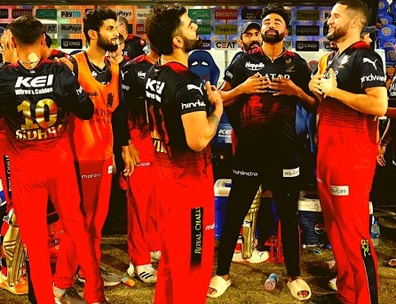 IPL T20: डिकॉक और मयंक के दम पर एलएसजी ने आरसीबी को 28 रन से हराया