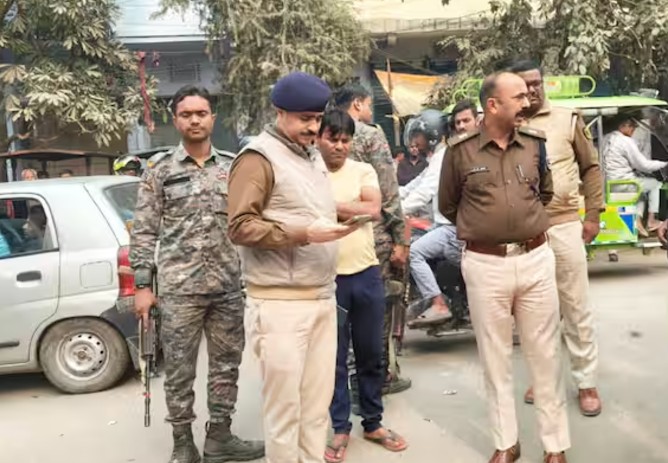 कबाड़ी दुकान में ब्लास्ट, कचरा बेचने पहुंचे 2 बच्चे घायल; कैसे हुआ धमाका? जांच में जुटी पुलिस