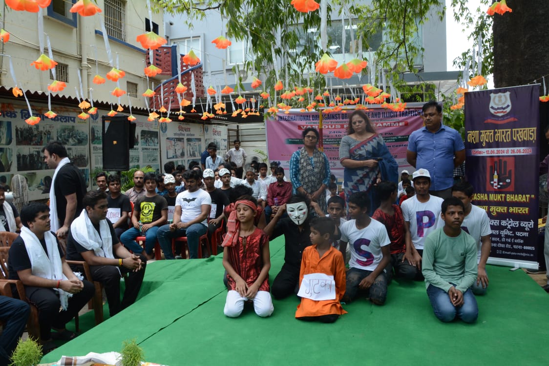 'किसी भी प्रकार के नशे का सेवन या कारोबार गंभीर अपराध'