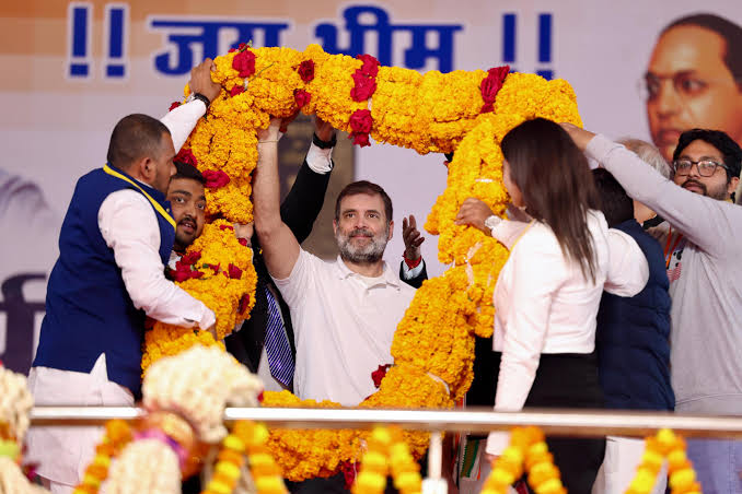 राहुल गांधी के बिहार दौरे के बीच, कांग्रेस पार्टी में सियासी हलचल  |