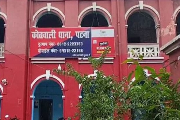 पटना में आयकर असिस्टेंट पर जानलेवा हमला, पहले तलवार से उंगली काटी; फिर गर्दन पर किया वार