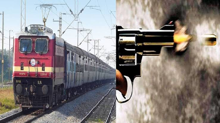 बिहार में पूर्वांचल एक्सप्रेस में चेन पुलिंग कर लूटपाट,25 मिनट तक यात्रियों में दहशत