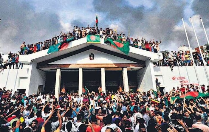 बांग्लादेश में तख्तापलट का बिहार में भी असर, पेट्रोलिंग बढ़ाने का निर्देश; टोल फ्री नंबर भी जारी; अफवाहों से बचने की अपील