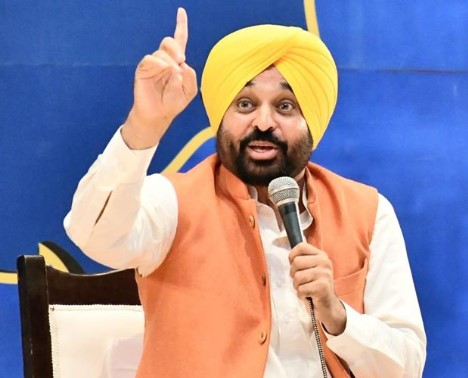 केजरीवाल के साथ मजबूती से खड़ी है आप; वह और बड़े नेता बनकर उभरेंगे : भगवंत मान