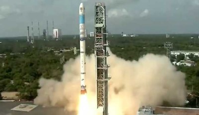 ISRO की एक और उपलब्धि, SSLV-D3 ने EOS-08 और यात्री सैटेलाइट का किया सफल प्रक्षेपण, पर्यावरण और आपदा की देगा जानकारी
