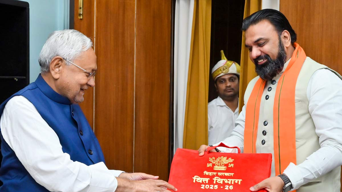 बिहार विधानसभा में शिक्षा और सड़क निर्माण पर चर्चा 