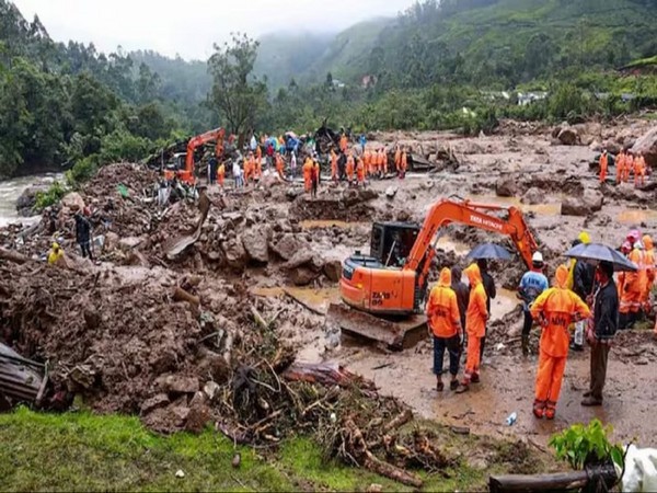 केरल के वायनाड में बड़ा हादसा, भारी बारिश के बीच भूस्खलन ने मचाई तबाही; 63 लोगों की मौत