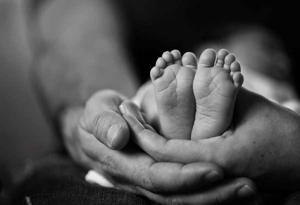 बिहार में नशेड़ी पिता की खौफनाक करतूत, डेढ़ माह की बच्ची को जमीन पर पटककर मार डाला