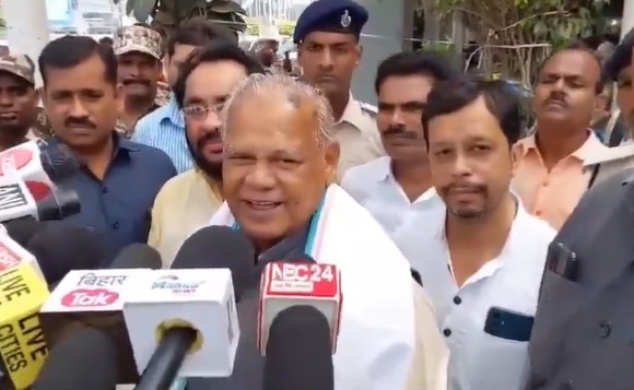 VIDEO: हम सभी रात में शराब पीते हैं, कोई नहीं पकड़ता... बिहार में शराबबंदी को लेकर ये क्या बोल गए जीतन राम मांझी?