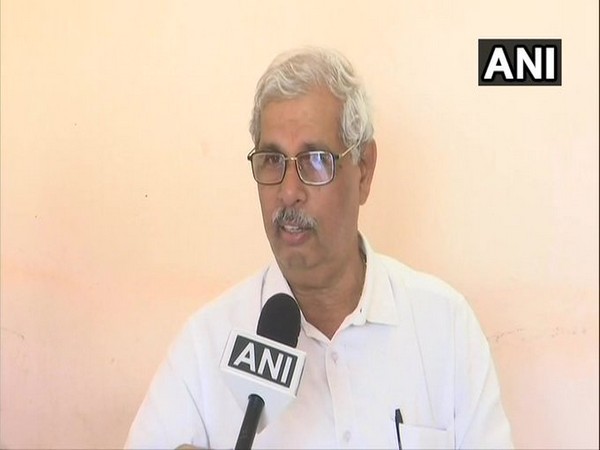 कुलपतियों की बैठक में राज्यपाल ने शिक्षा विभाग के व्यवहार की निंदा की