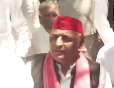 अखिलेश यादव ने कन्नौज लोकसभा सीट से नामांकन दाखिल किया, कहा- उम्मीद है फिर से मिलेगा जनता का आशीर्वाद 